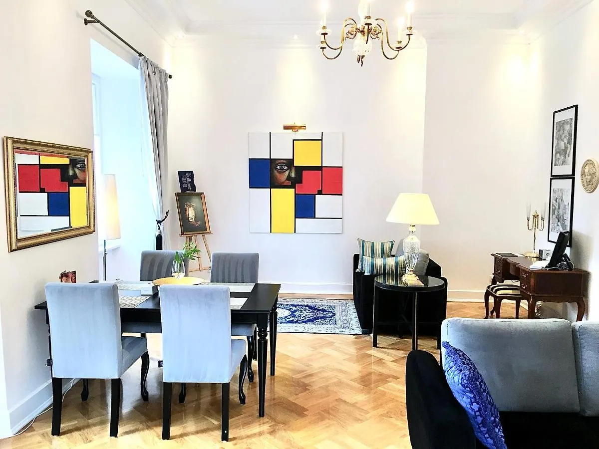 Aparthotel Mondrian Luxury Suites & Apartments Market Square I Warsaw