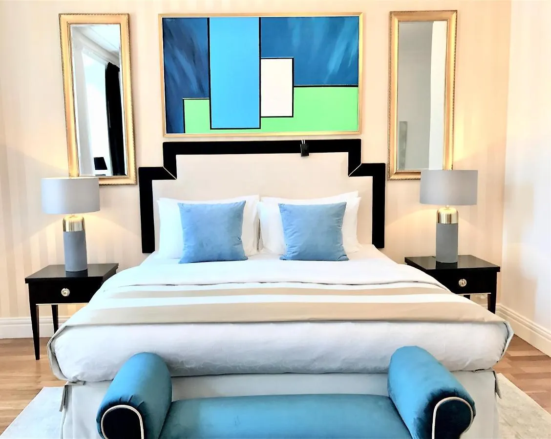 Mondrian Luxury Suites & Apartments Market Square I Warszawa