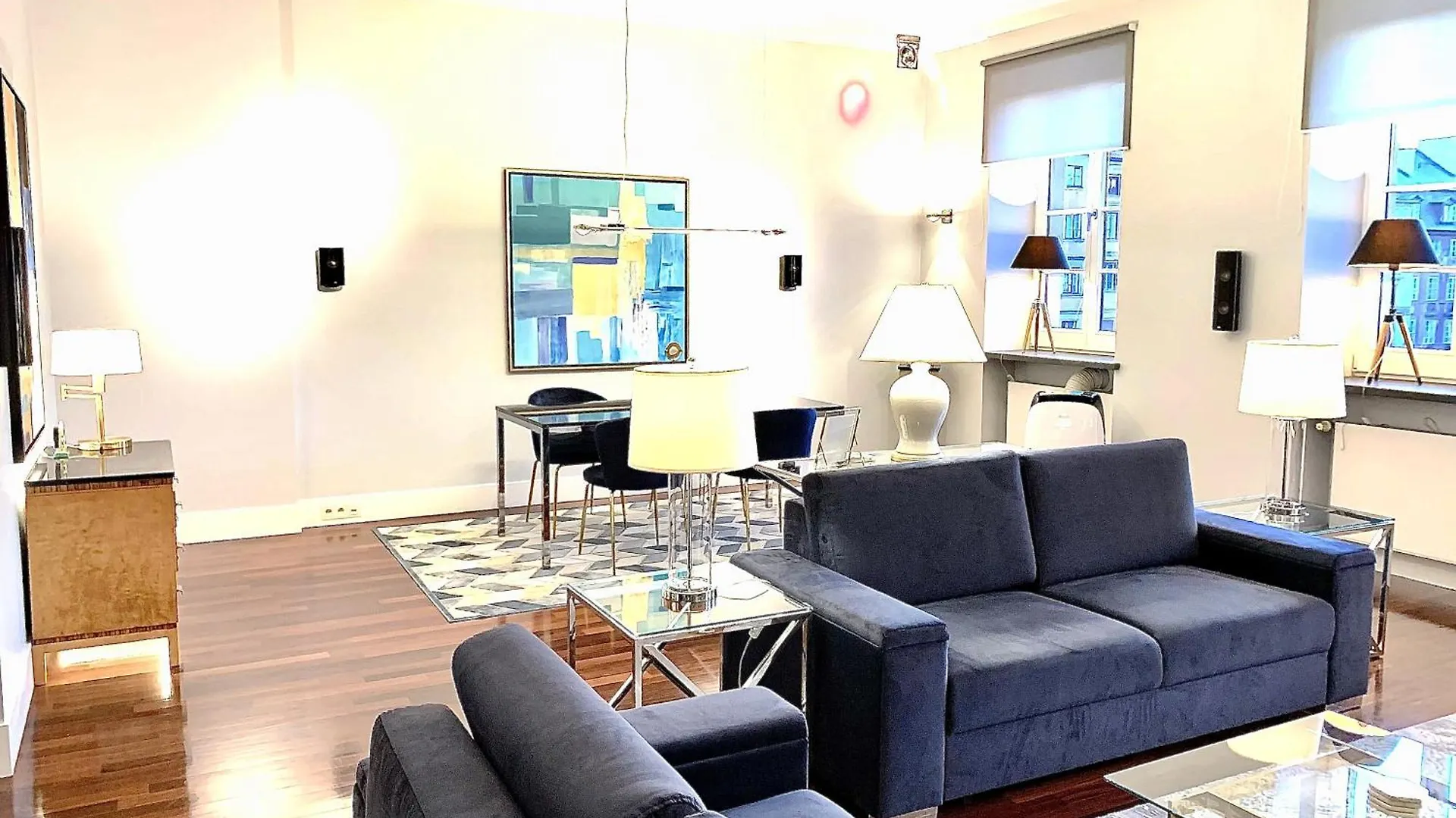 ***** Lejlighedshotel Mondrian Luxury Suites & Apartments Market Square I Warszawa Polen