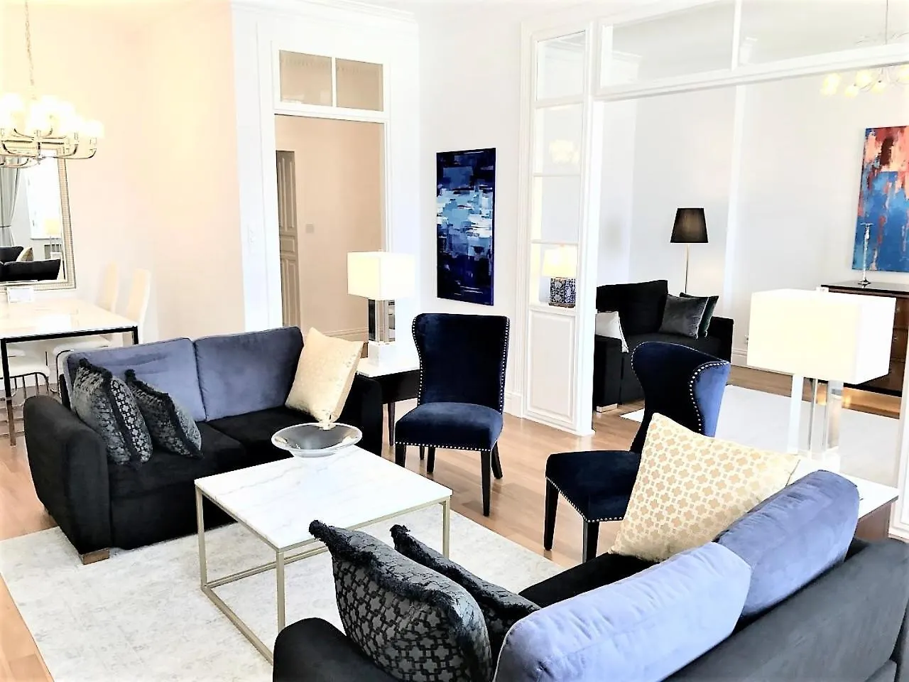 Mondrian Luxury Suites & Apartments Market Square I Warszawa Lejlighedshotel