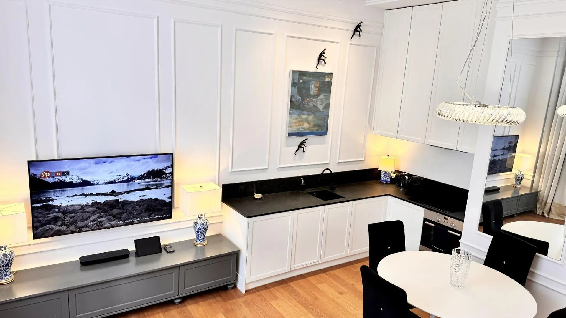 Lejlighedshotel Mondrian Luxury Suites & Apartments Market Square I Warszawa