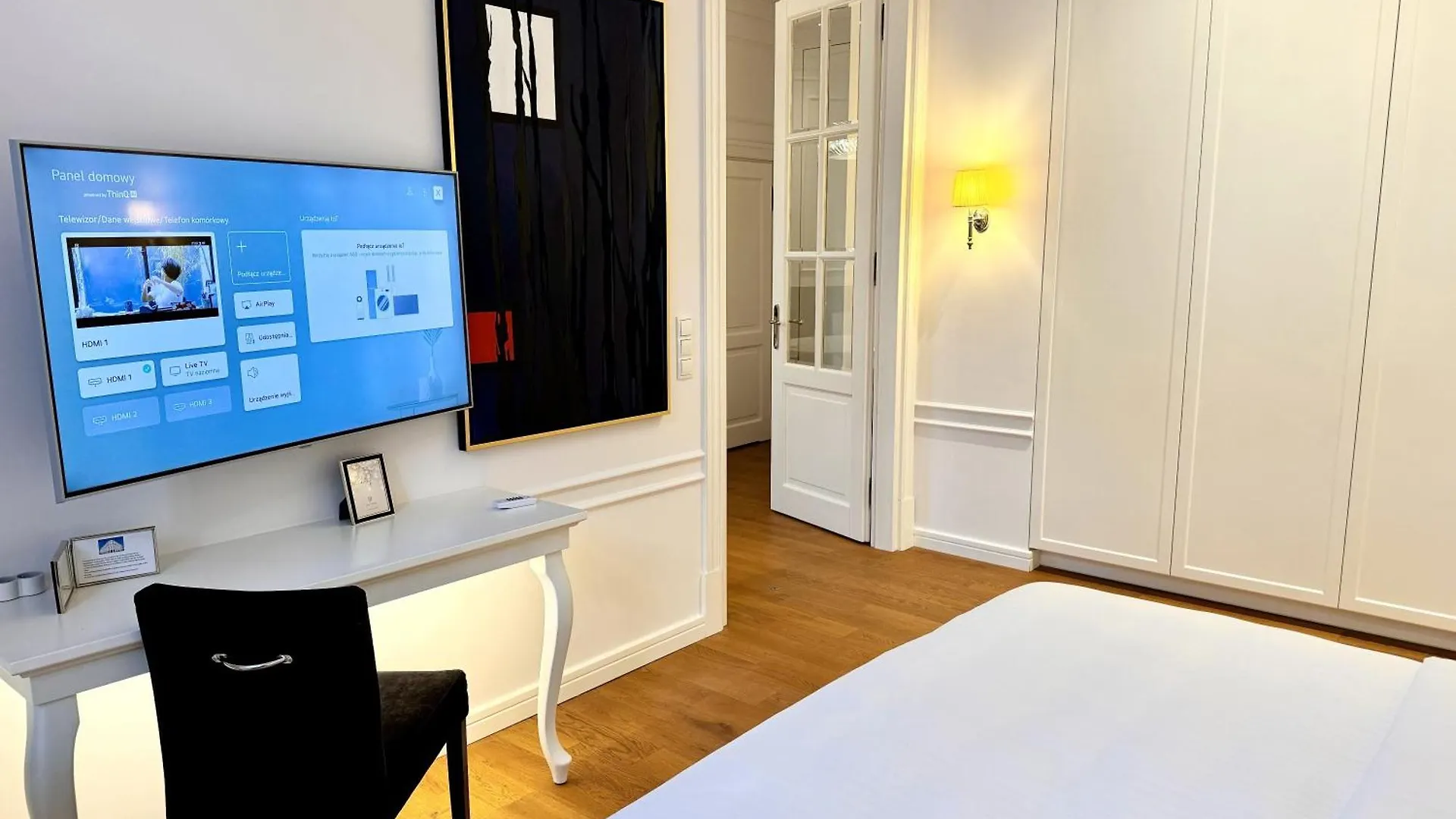 Mondrian Luxury Suites & Apartments Market Square I Warszawa
